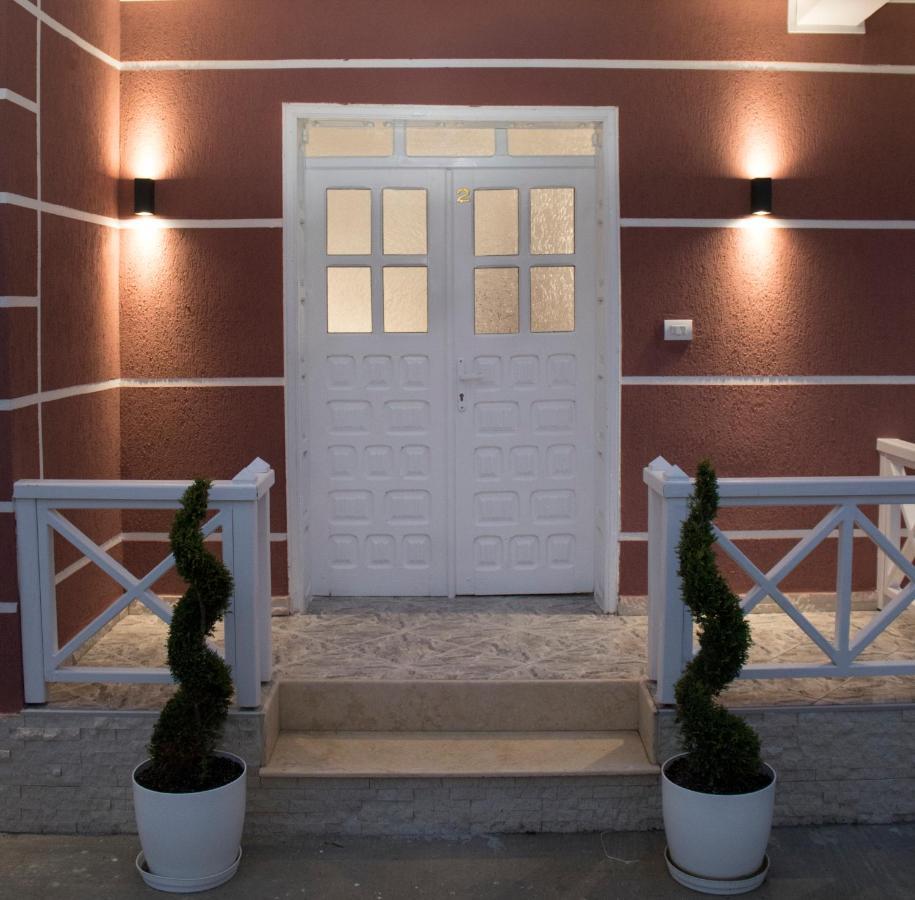 Vila Shehaj Luxury Lägenhet Vlorë Exteriör bild