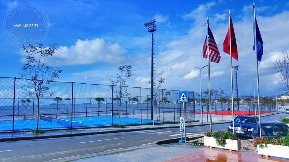 Vila Shehaj Luxury Lägenhet Vlorë Exteriör bild